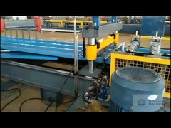 Servo following cutting roof panel machine
